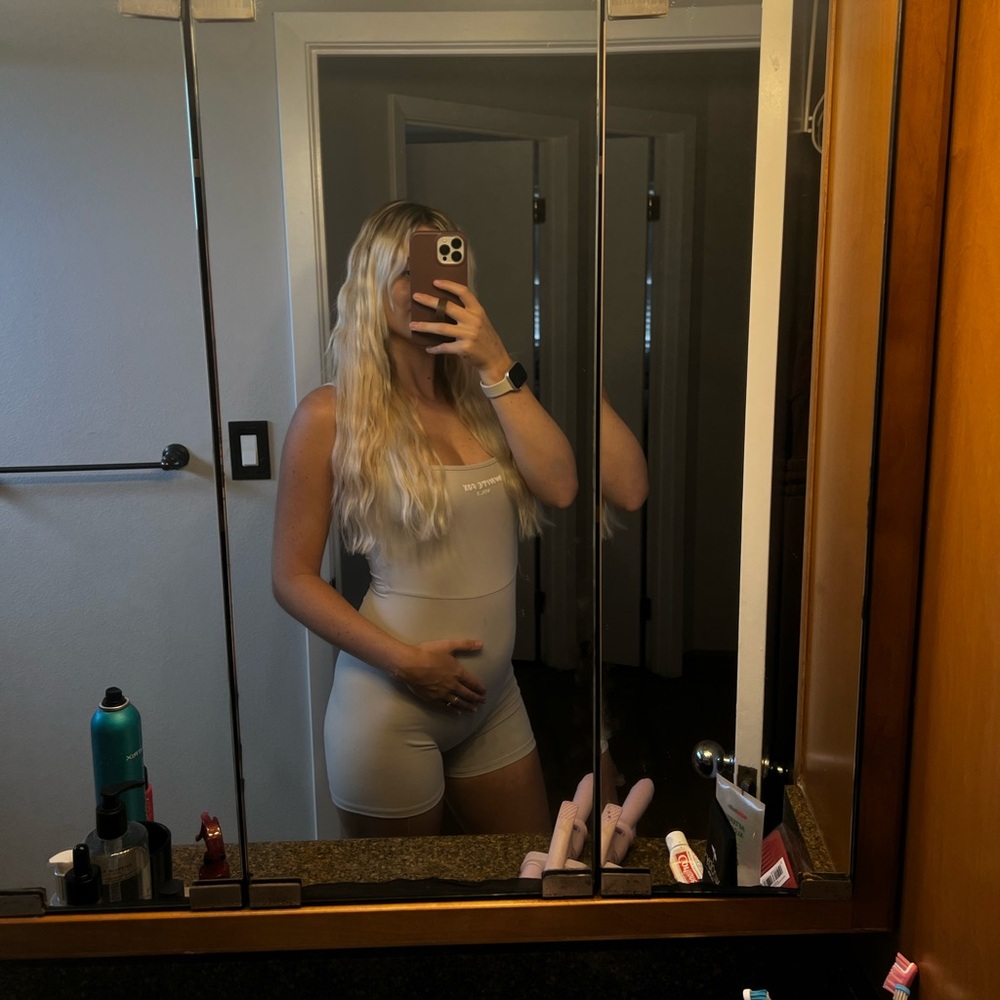 WHITE FOX onesie - Picture 2 of 13
